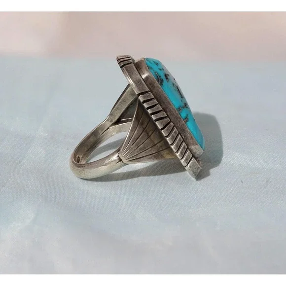 Native American Indian Sterling Silver Large Turquoise Ring - Size 11 - Picture 2 of 5